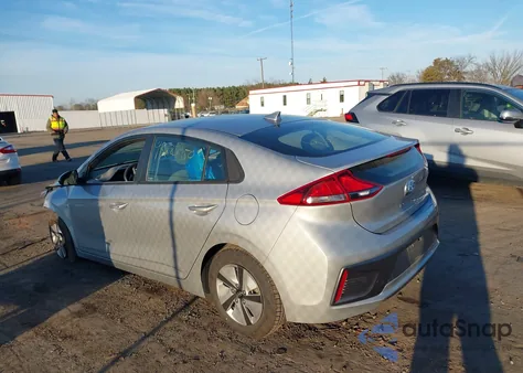 2020 Hyundai Ioniq Hybrid Blue z USA, uszkodzony, nr VIN KMHC65LC2LU241789